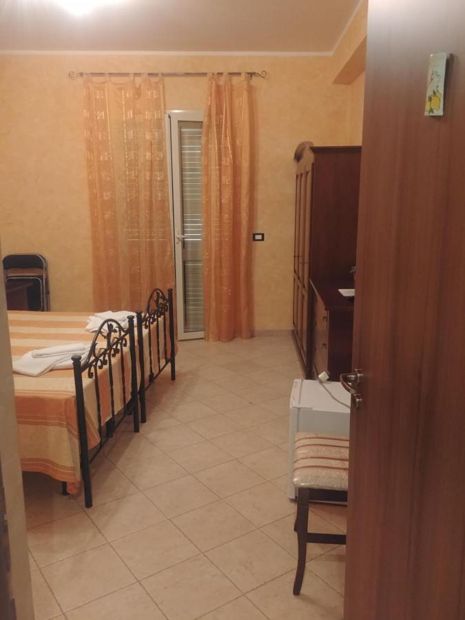 مبيت وإفطار كالاتابيانو Paradise House المظهر الخارجي الصورة